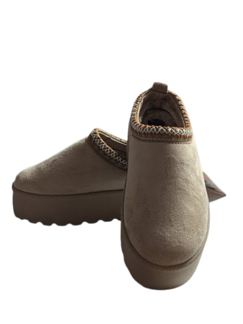 Olivia & Kate Low Slung Embroidered Platform Tan Slip-On Boot Size 9.5 NWT/NWOB